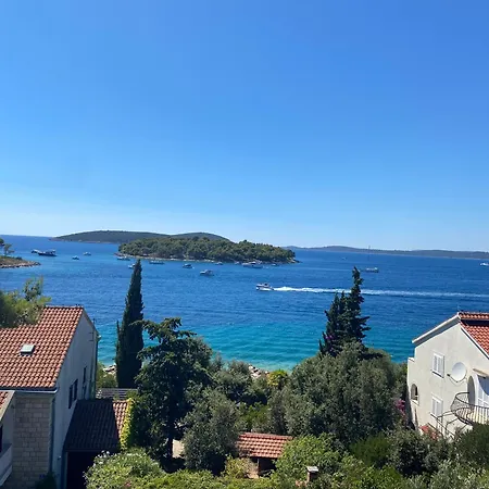 Villa Maslinica *