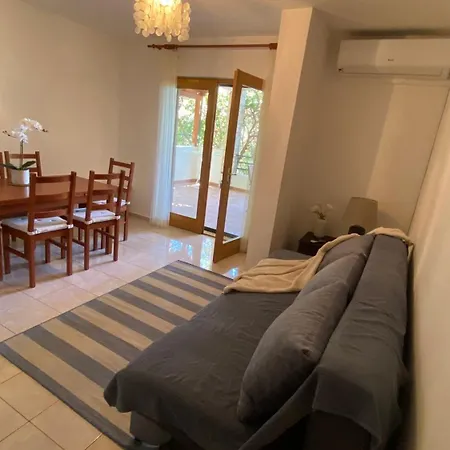 Apartment Villa Maslinica